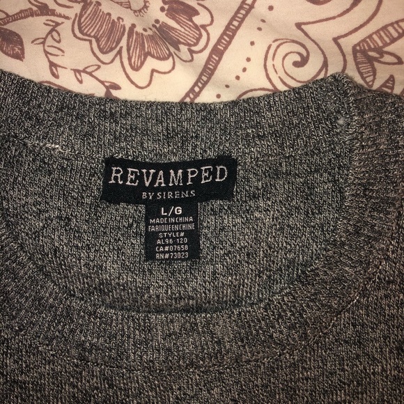 Wrap around crop top - Picture 2 of 2